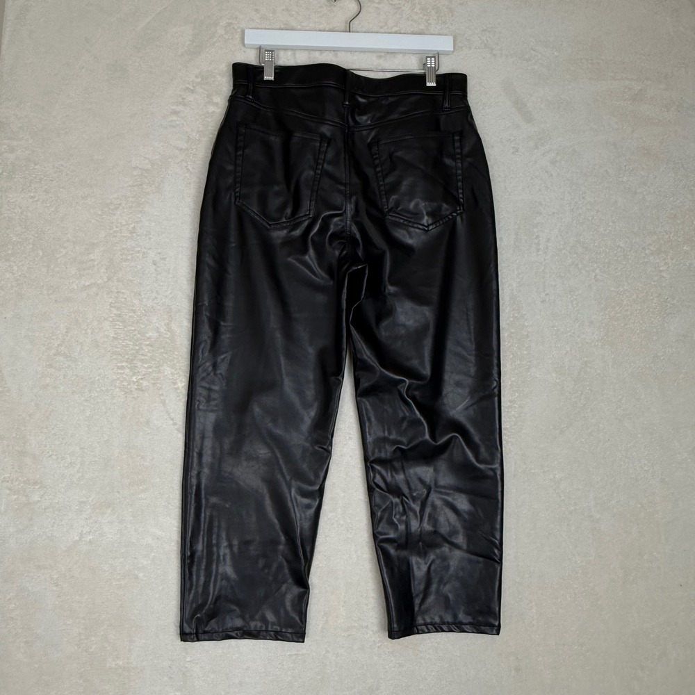 Abercrombie & Fitch Vegan Leather Ankle Straight High Rise Black Pants Size 31 - Picture 2 of 8